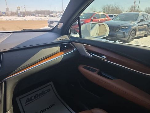 Used 2020 Cadillac XT5 Premium Luxury image 13