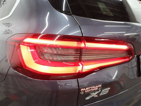 Used 2019 BMW X5 xDrive40i w/ Convenience Package AWD/4WD image 8