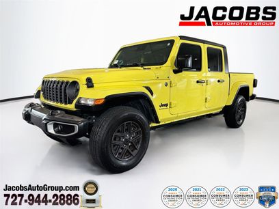 Used 2024 Jeep Gladiator Sport