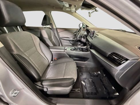 Used 2022 Nissan Rogue SV FWD image 29