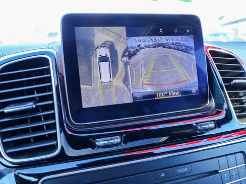 Used 2018 Mercedes-Benz GLS 450 4MATIC image 4