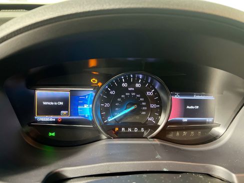 Used 2019 Ford Explorer Sport image 23