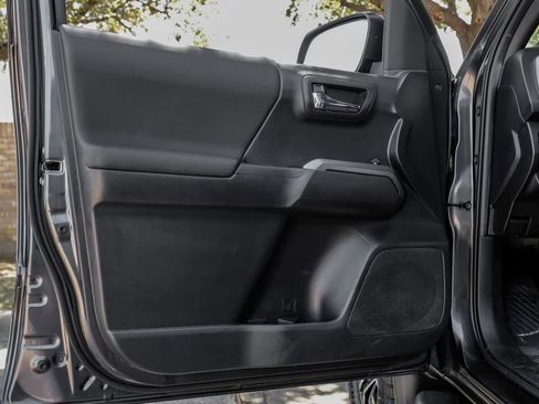 Used 2023 Toyota Tacoma TRD Sport AWD/4WD image 52