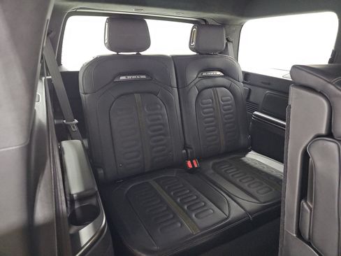 Used 2024 Rivian R1S Adventure AWD/4WD image 25
