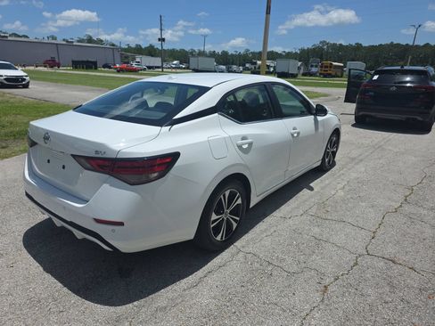 Used 2023 Nissan Sentra SV FWD image 6