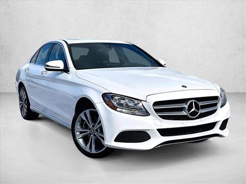 Used 2018 Mercedes-Benz C 300 4MATIC Sedan image 12