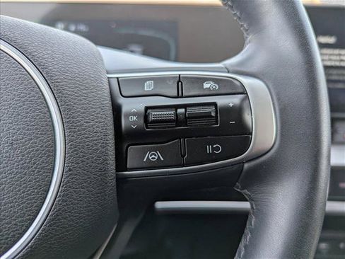 Used 2024 Kia Sportage EX FWD image 14