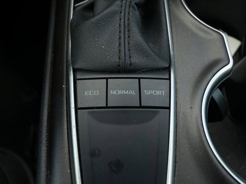 Used 2024 Toyota Camry LE image 19