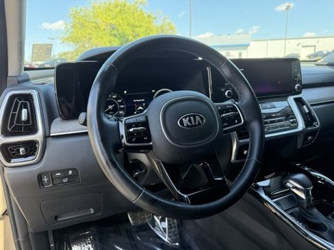 Used 2021 Kia Sorento SX Prestige image 22