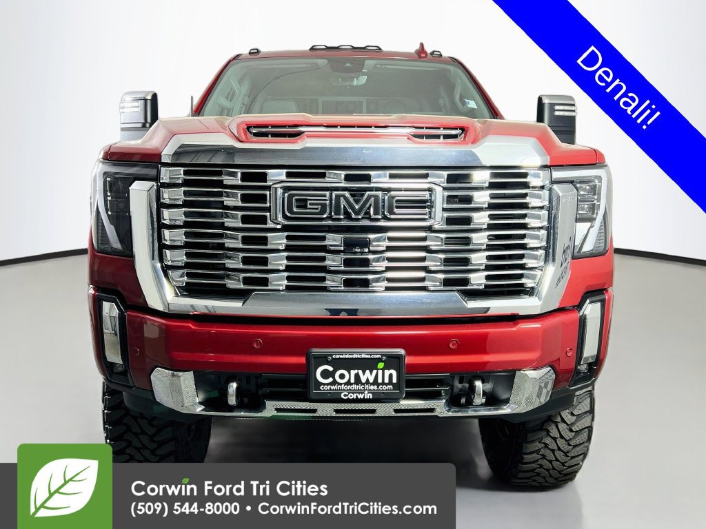 Used 2024 GMC Sierra 2500 Denali w/ Denali Reserve Package AWD/4WD image 3