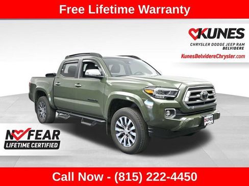Used 2022 Toyota Tacoma Limited AWD/4WD image 1