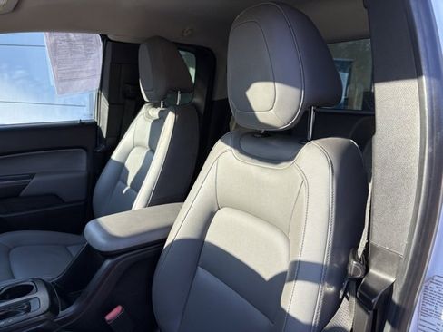 Used 2018 Chevrolet Colorado W/T image 15