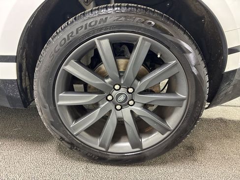 Used 2019 Land Rover Range Rover Velar R-Dynamic HSE AWD/4WD image 9