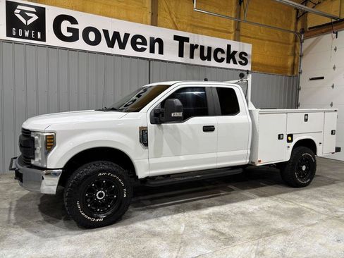Used 2019 Ford F250 XL w/ XL Value Package AWD/4WD image 4