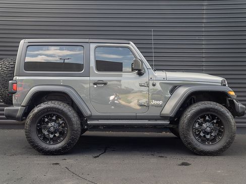 Used 2019 Jeep Wrangler Sport AWD/4WD image 26