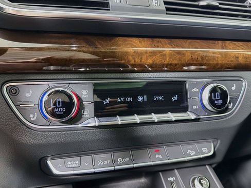 Used 2019 Audi Q5 2.0T Premium Plus w/ Premium Plus Package AWD/4WD image 15