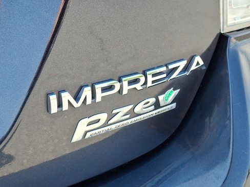 Used 2013 Subaru Impreza 2.0i AWD/4WD image 29