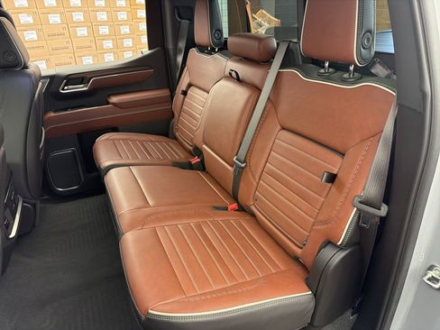 Used 2025 GMC Sierra 1500 Denali Ultimate image 22