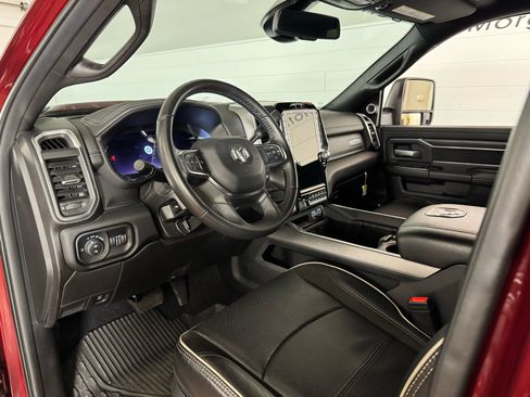 Used 2024 RAM 3500 Laramie w/ Night Edition image 13
