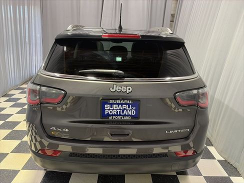 Used 2017 Jeep Compass Limited AWD/4WD image 5