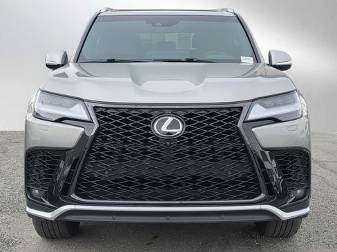 Used 2022 Lexus LX 600 F Sport AWD/4WD image 8