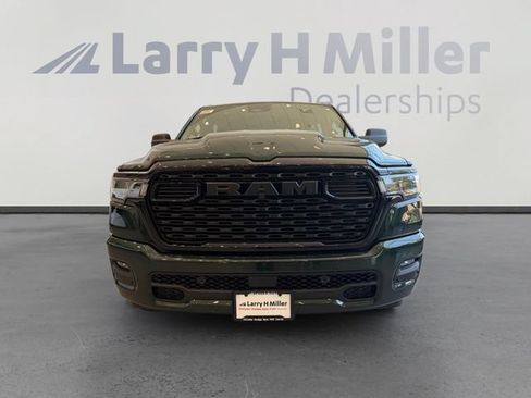 New 2026 RAM 1500 Express AWD/4WD image 8