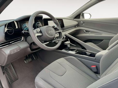 New 2026 Hyundai Elantra SEL FWD image 14