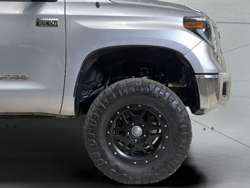 Used 2014 Toyota Tundra SR5 AWD/4WD image 34