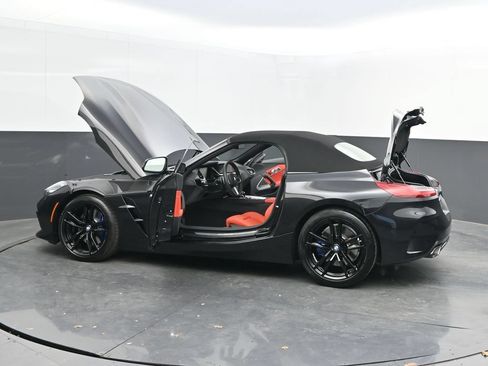Used 2025 BMW Z4 M40i w/ Premium Package RWD image 40