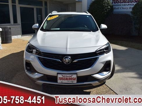 Used 2023 Buick Encore GX Essence w/ Experience Buick Package image 4