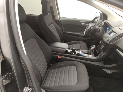 Used 2018 Ford Edge SE AWD/4WD image 21