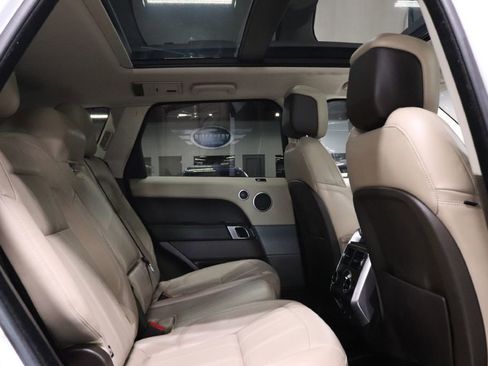 Used 2019 Land Rover Range Rover Sport HSE image 19