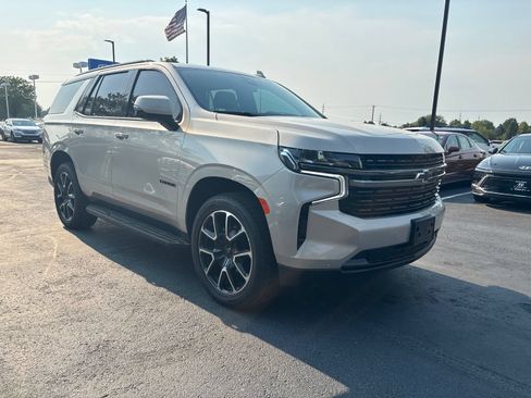 Used 2022 Chevrolet Tahoe RST w/ Sport Performance Package AWD/4WD image 2