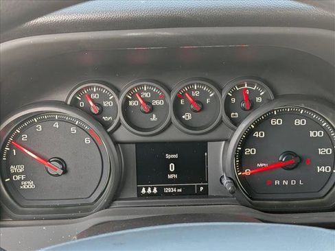 Used 2024 Chevrolet Silverado 1500 Custom Trail Boss w/ Turbomax Blackout Package AWD/4WD image 10