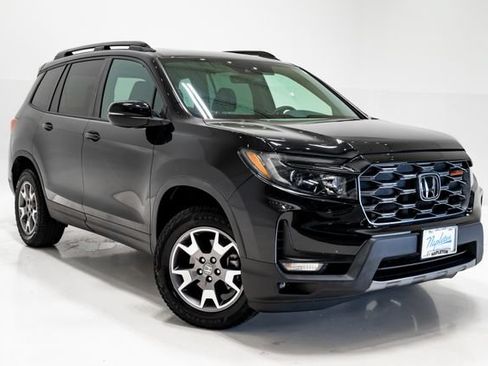 Used 2023 Honda Passport TrailSport image 6