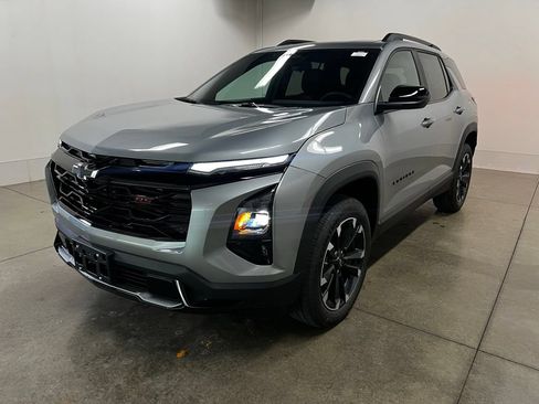 New 2026 Chevrolet Equinox RS w/ Convenience Package III FWD image 8