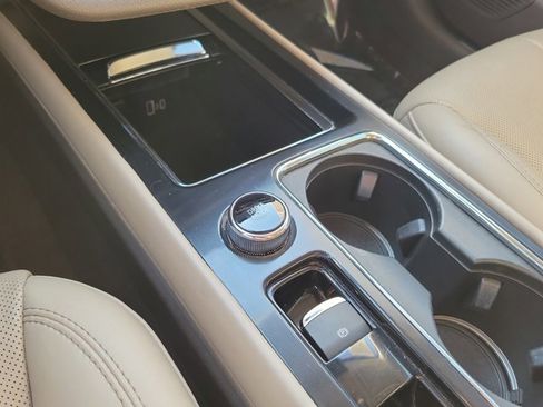 Used 2021 Lincoln Corsair AWD w/ Equipment Group 101A image 29