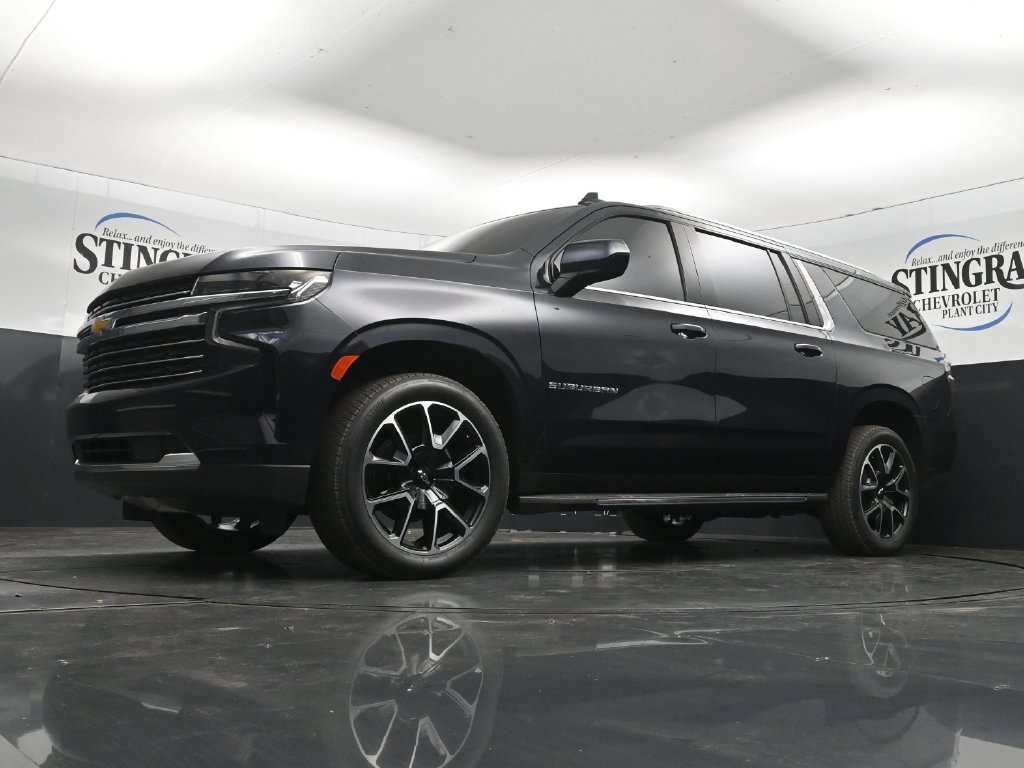Used 2021 Chevrolet Suburban LT w/ Rear Media and Nav Package RWD image 28