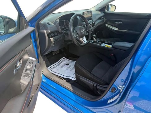 Used 2024 Nissan Sentra SR w/ Lighting Package FWD image 11