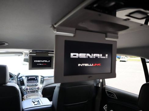 Used 2018 GMC Yukon XL Denali w/ Denali Ultimate Package AWD/4WD image 14