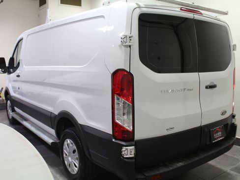Used 2018 Ford Transit 250 130 Low Roof w/ Exterior Upgrade Package image 4