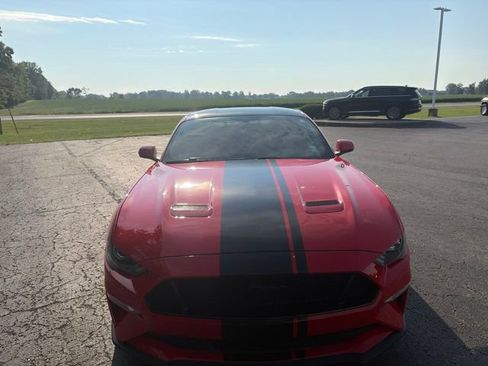 Used 2018 Ford Mustang GT w/ Black Accent Package RWD image 7