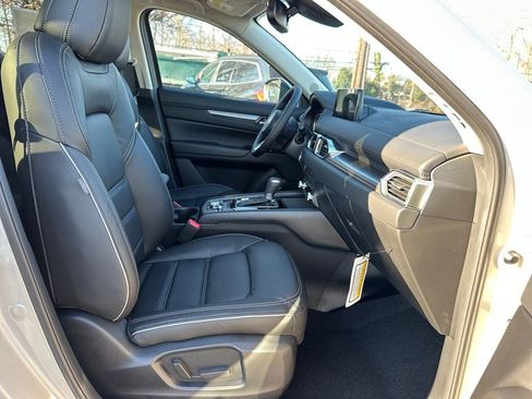 New 2025 MAZDA CX-5 AWD 2.5 S w/ Preferred Package image 26