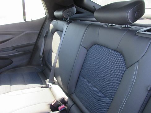 New 2026 Buick Envista Preferred image 14