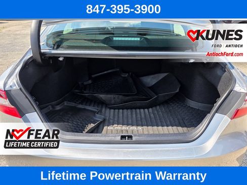 Used 2022 Toyota Camry LE FWD image 22