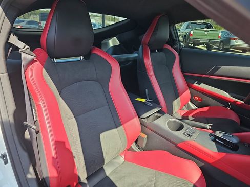 Used 2025 Nissan Z Performance w/ Floor Mat Package image 13