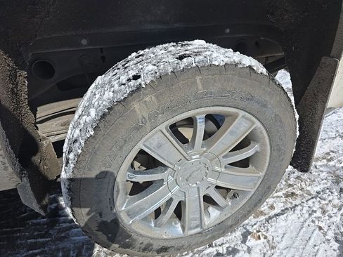 Used 2014 Chevrolet Silverado 1500 High Country image 10