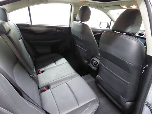 Used 2015 Subaru Legacy 3.6R Limited image 31