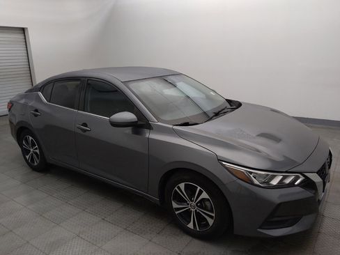 Used 2022 Nissan Sentra SV FWD image 11