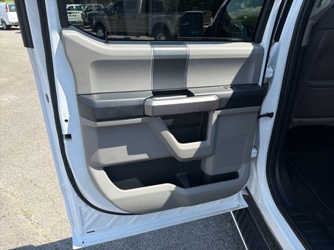 Used 2019 Ford F150 XLT w/ Equipment Group 302A Luxury RWD image 24